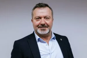 Porträt von Celal Gül